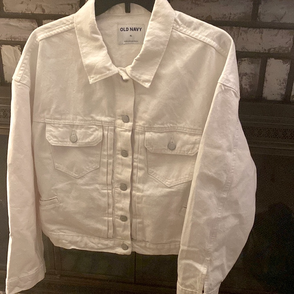 Brand New Old Navy white jean jacket. Never worn. Silver buttons.